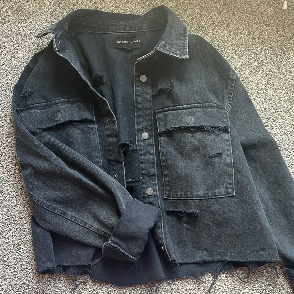 DISTRESSED DENIM JACKET